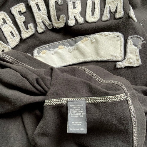 Abercrombie & Fitch Men's Muscle Fit T-shirt used, brown, size S