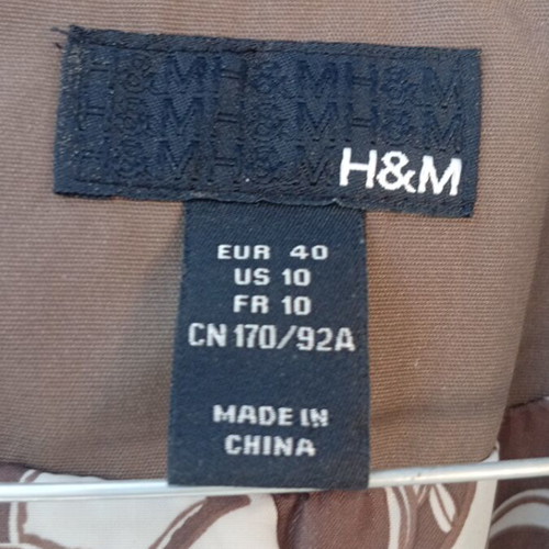 Trench coat H&M like new, size 40, with pockets and belt