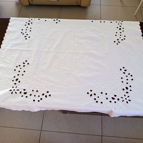 Vintage handmade cutwork tablecloth used, white embroidery 69x78 cm