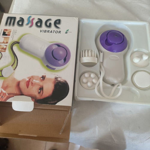 Massage device with 2 batteries new