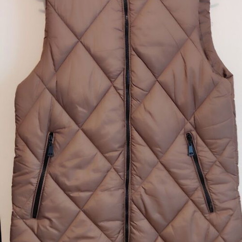 Quilted sleeveless jacket new cappuccino brown size M