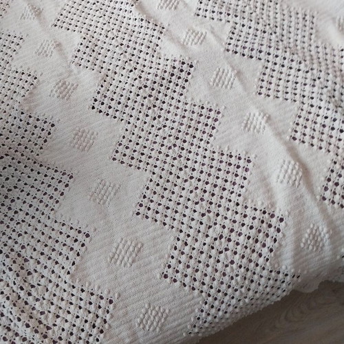 Bedspread crocheted like new 160/190