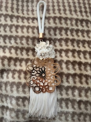 Hanging decorative ornament like new