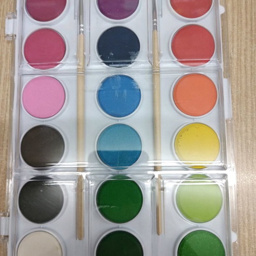 Watercolors new, 18 colors with two brushes