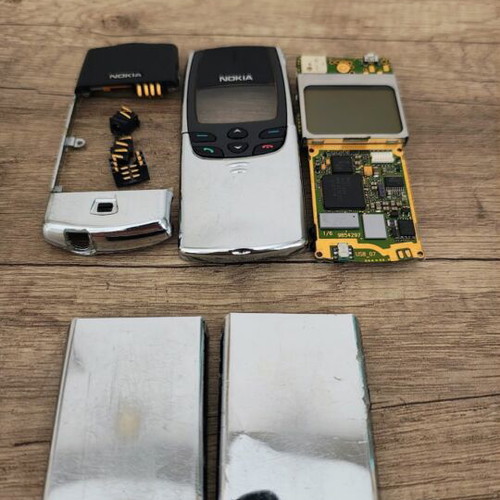 Nokia 8810 parts used