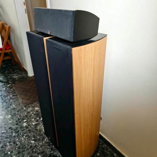 Morel Solus floor-standing speakers pair with center speaker used