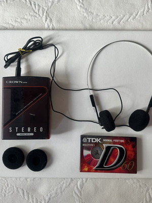 Portable Stereo Cassette Player Walkman SZ-31 used with headphones and sealed cassette