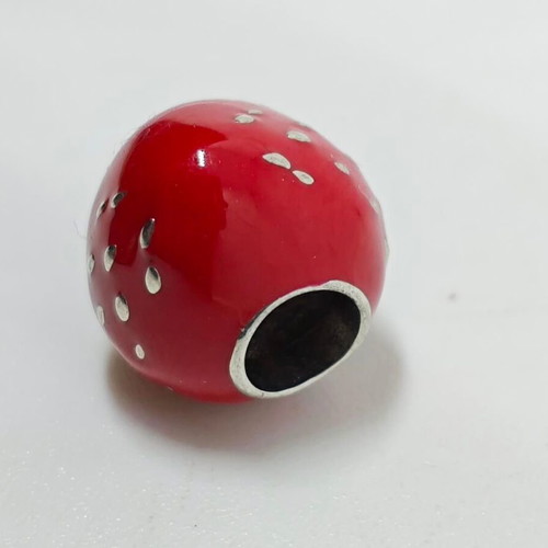 Silver Charm 925 Strawberry with Enamel and Zirconia like new