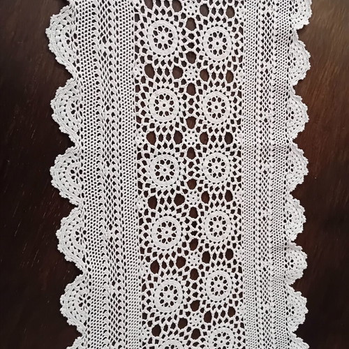 Crocheted Table Runner like new, white with sun pattern