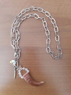 Necklace chain with bone tooth like new