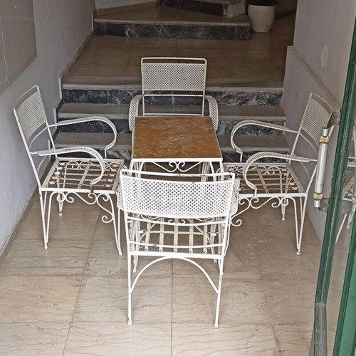 Fer Forge Vintage 1960 Garden Set used, table and 4 chairs