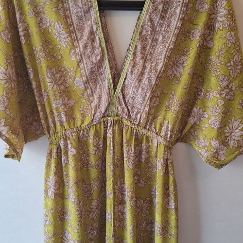 Boho style kaftan dress like new, multicolor floral with deep V neckline