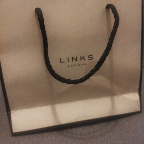 Links of London paper bag like new