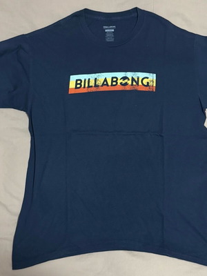 Κοντομάνικο μπλουζάκι Billabong large σαν καινούργιο, μπλε σκούρο