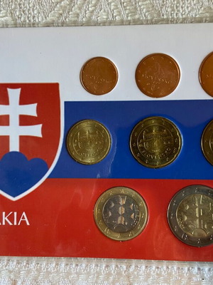 Slovakia Official Coin Set 8 Pieces 2009 New in Luxury Case