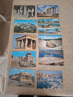 Set of 10 souvenir postcards with famous Greek monuments, like new