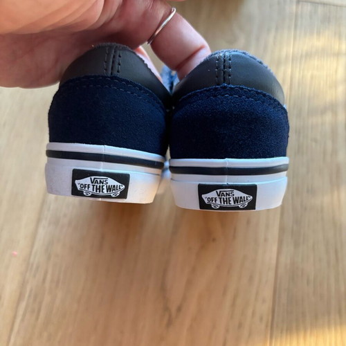 Vans shoes blue suede with velcro new, size 25