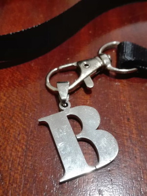 Keychain with metal letter B like new