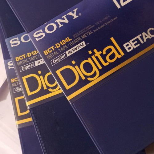 Sony Betacam Digital 124-Minute BCT-D124L Cassettes, 3 Pieces like new