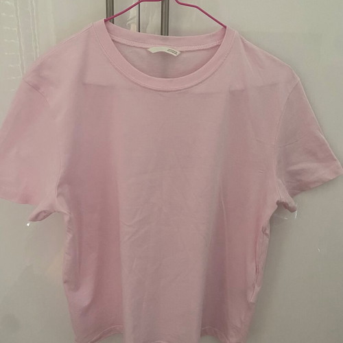 Stradivarius pants and Zara T-shirt like new, size medium