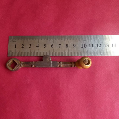 Metal key for old grinding mill