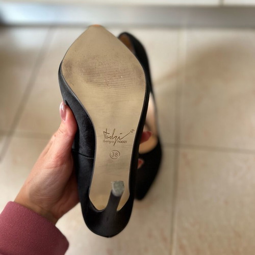 Sergio Todzi black stiletto heels like new, size 38