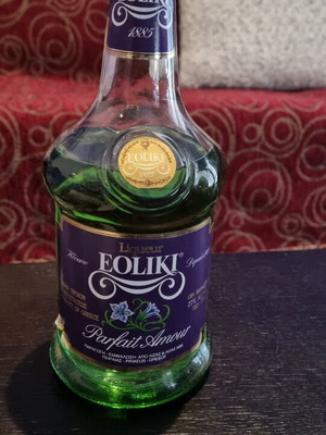 Eoliki Parfait Amour old liqueur 700 ml like new