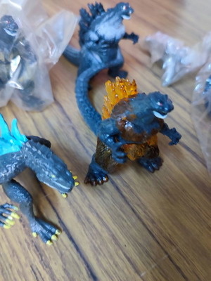 Godzilla играчки фигури комплект от 10 нови