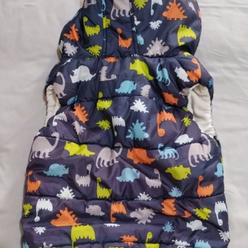 Sleeveless jacket like new for 6-7 years old, blue