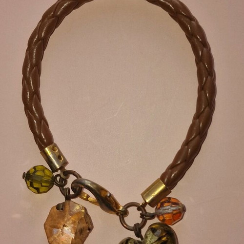 Bracelet in taupe with green stones like new