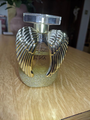 Victoria's Secret Angel Gold Eau de Parfum 50 ml used, collectible bottle