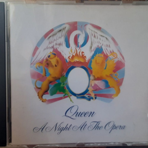 Queen A Night At The Opera CD like new, rock