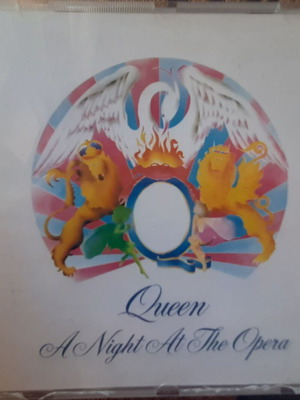 Queen A Night At The Opera CD like new, rock