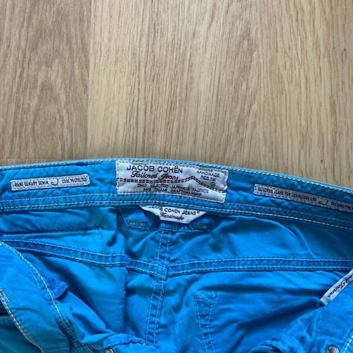 Jacob Cohen Style J688.C Bard Jeans Size 31 Light Blue Dark Blue Patch Like New