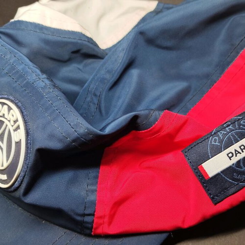 Paris PSG cap like new, nylon adjustable