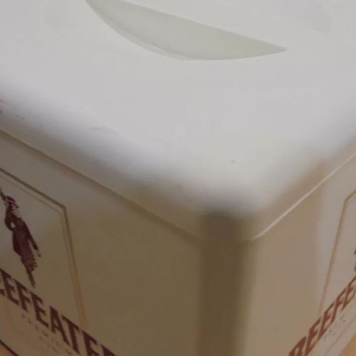 Beefeater Gin old plastic promotional ice bucket used