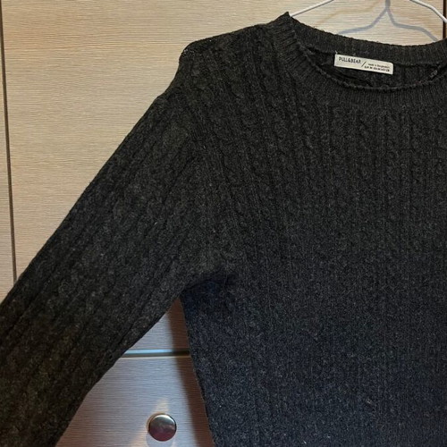 Black knitted pull&bear sweater medium like new