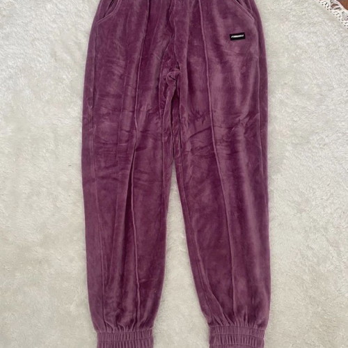 Velvet pants in excellent condition, size XS