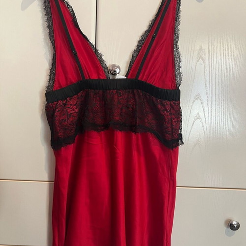 Yamamay nightdress size S like new, black and red