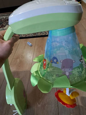 Μομπιλέ για κούνια μωρού Fisher Price μεταχειρισμένο με φως και τηλεκοντρόλ