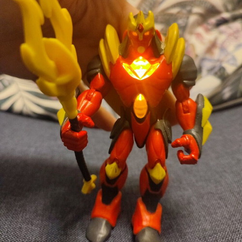 Gormiti figure used 13 cm with light
