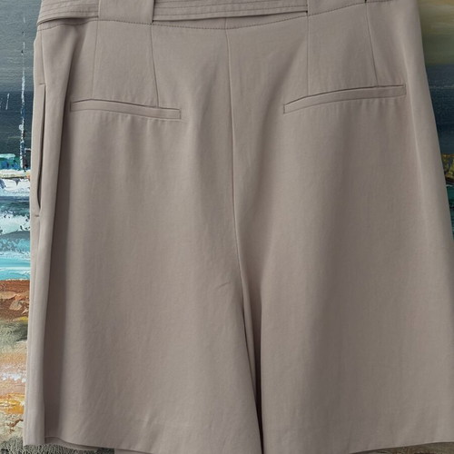 Massimo Dutti High-Waisted Fabric Bermuda Shorts Nude Medium Like New