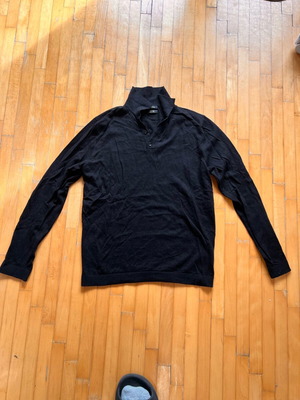 Massimo Dutti wool sweater black size M like new