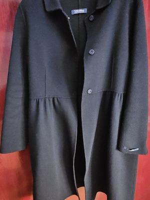 Max Mara women's coat like new, black and blue, size XL