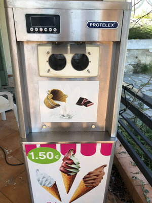 Soft ice cream machine used, good condition