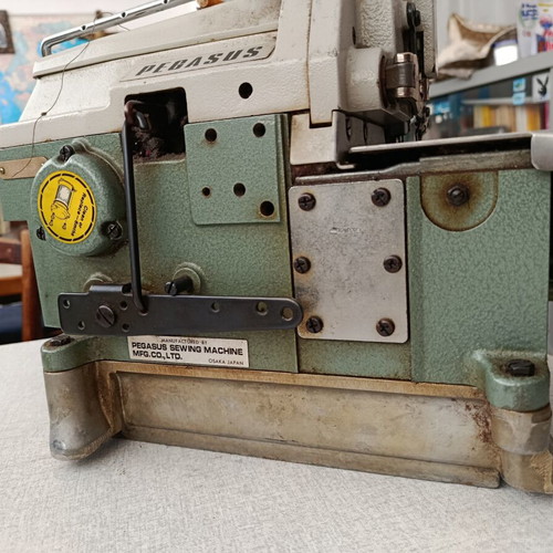 Pegasus Industrial Overlock sewing machine, 4-thread, Japanese professional