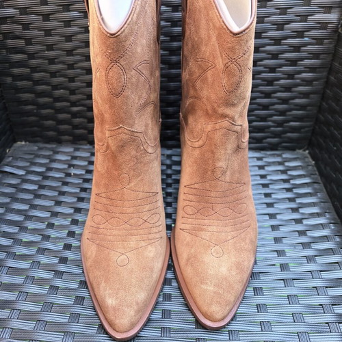 Coach Pamela boots size 40.5, new