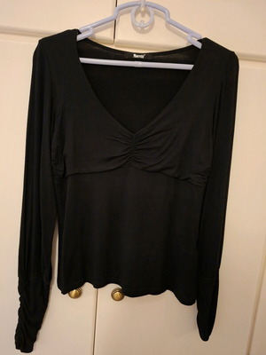 Women's black blouse like new, Small/Medium
