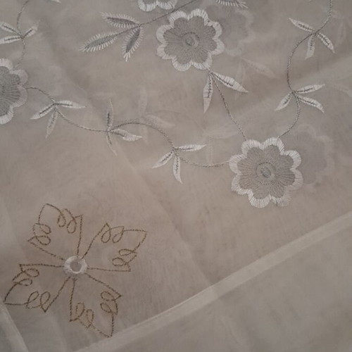 Table linens new, set of 4 with gold and silver embroidery