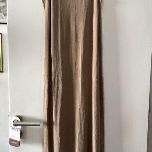 Zara dress new, size S, light brown with slight pull